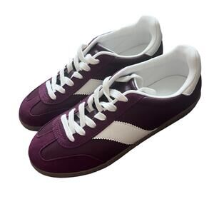 Universal Thread Plum and White Athletic Sneakers